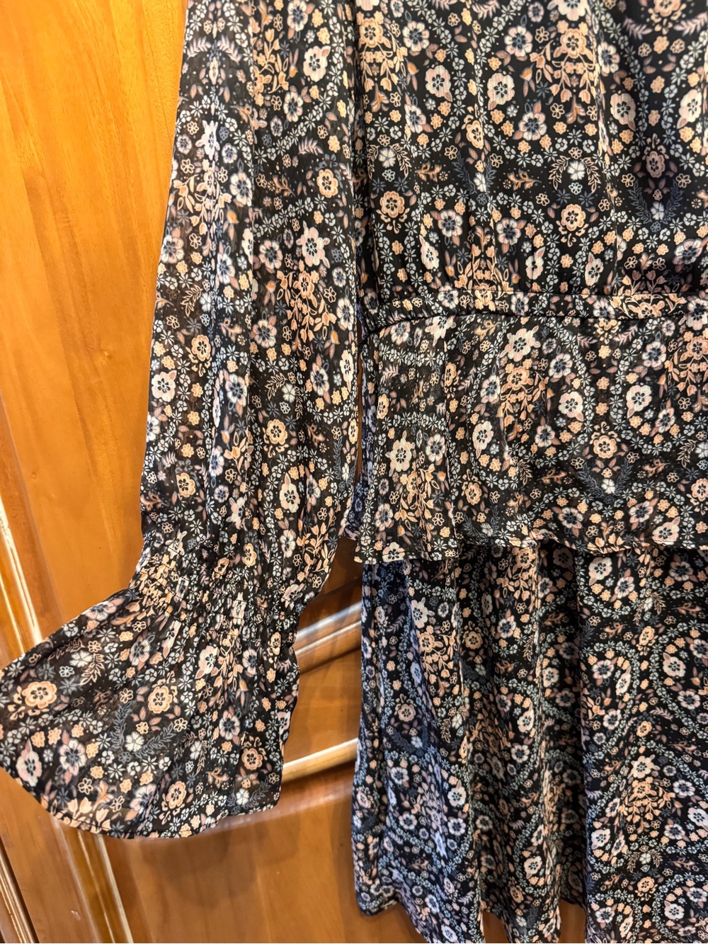 LC Lauren Conrad Black Floral V-Neck Long Sleeve Tiered Dress - Picture 4 of 5